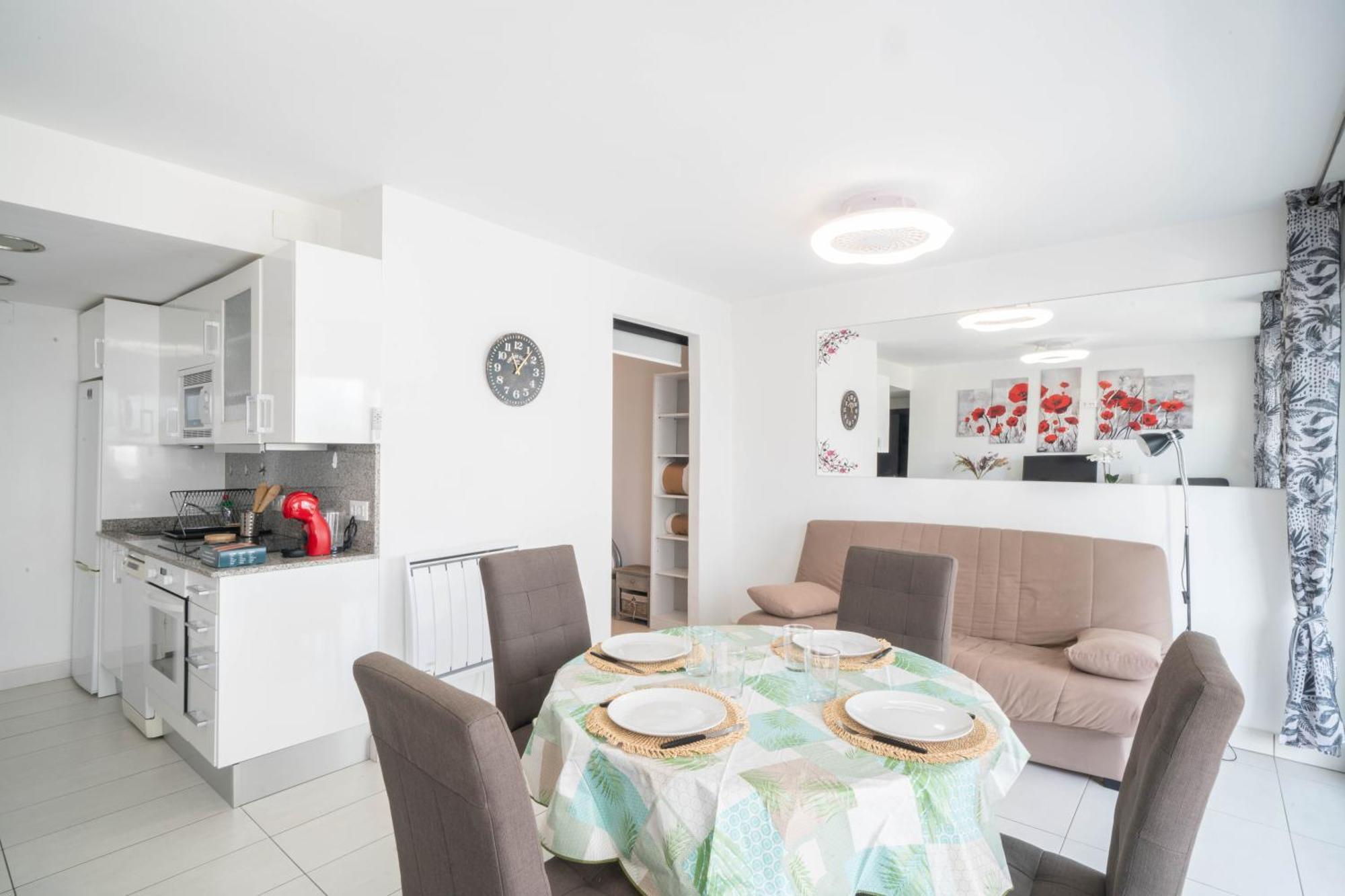 Welhomy Magnifique Appartement Santa Margarida Roses Estany Exterior photo