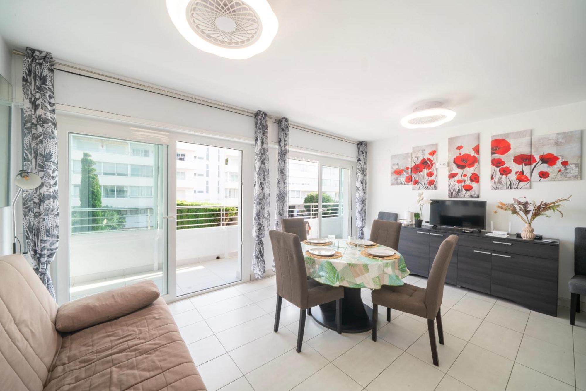 Welhomy Magnifique Appartement Santa Margarida Roses Estany Exterior photo