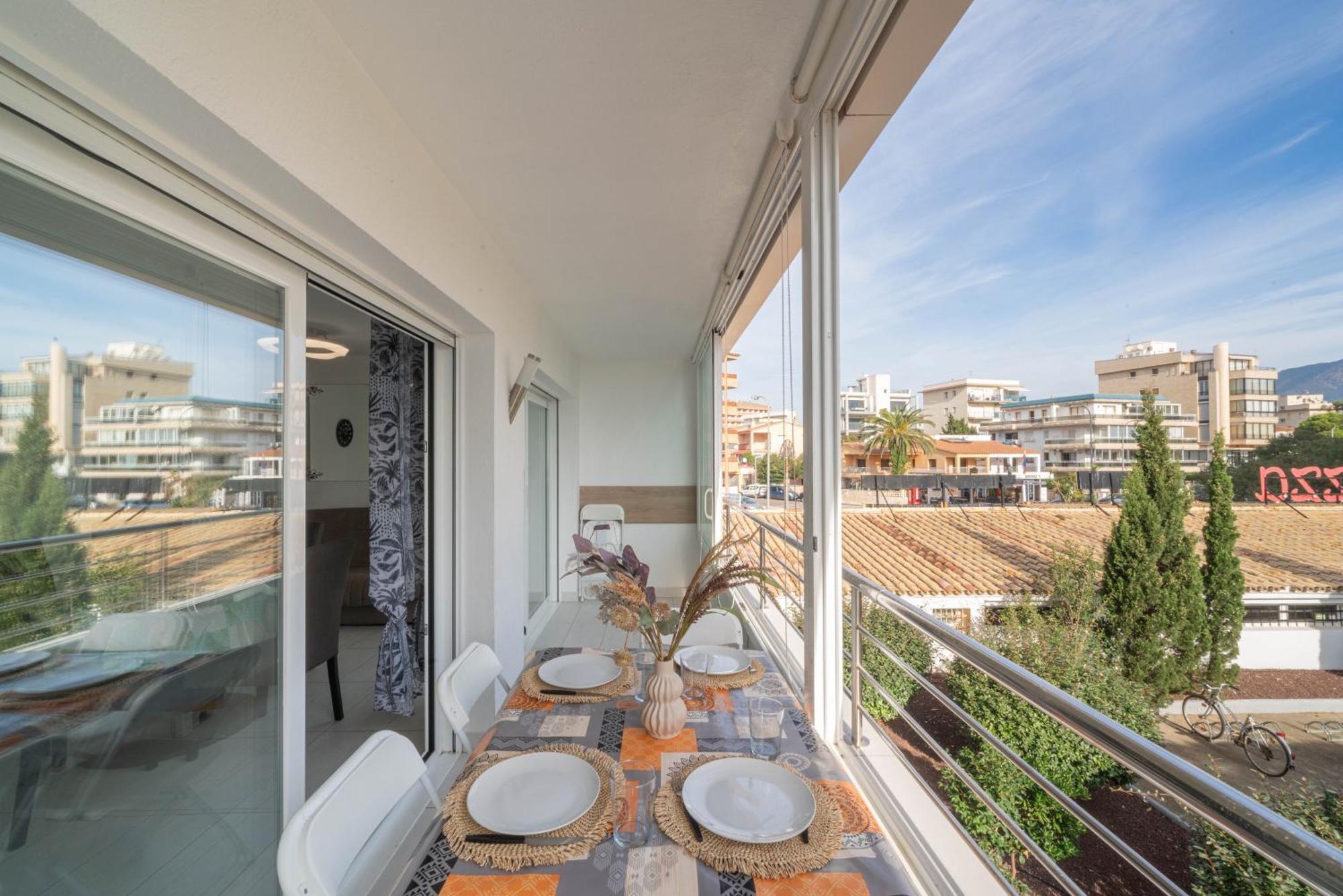Welhomy Magnifique Appartement Santa Margarida Roses Estany Exterior photo