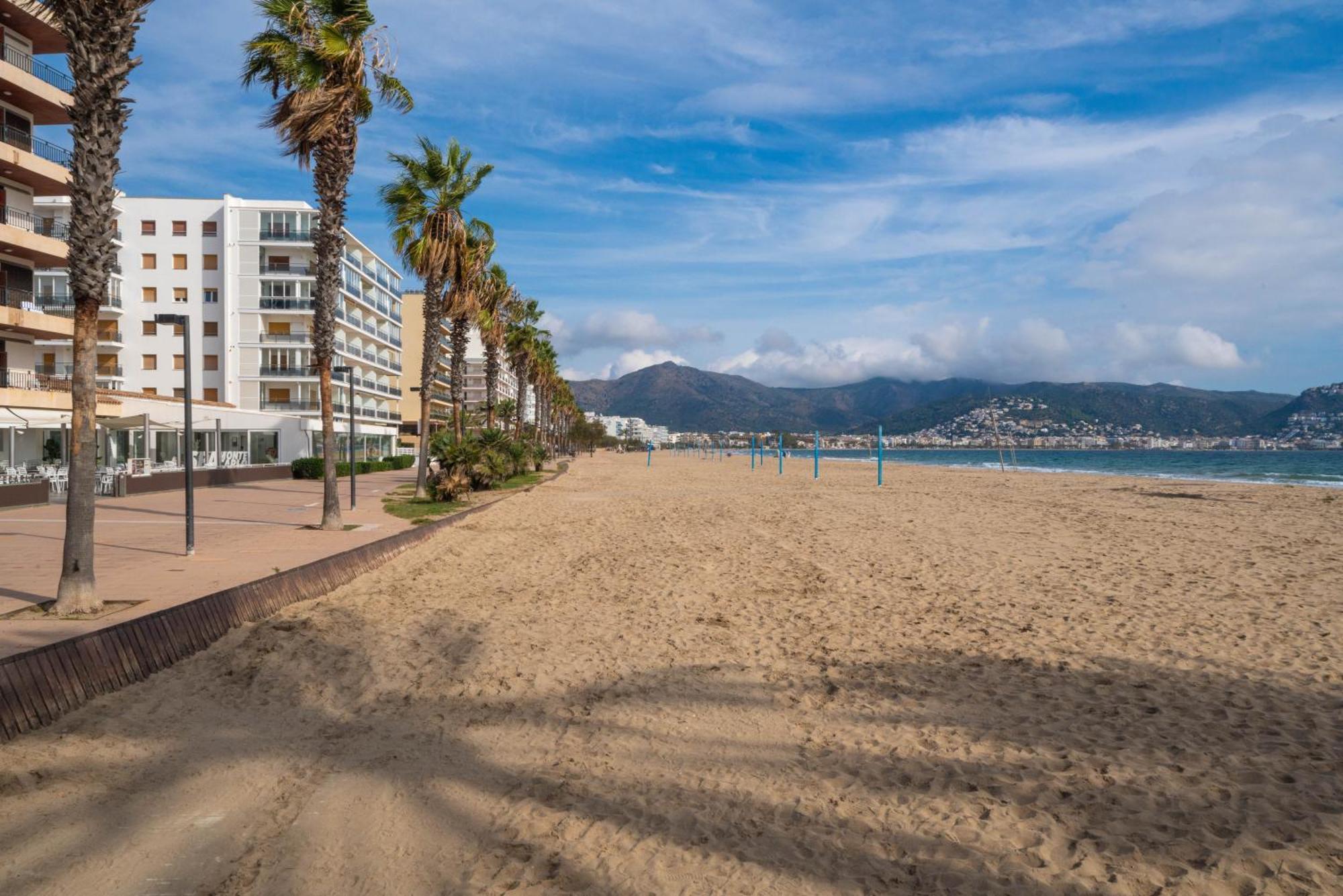 Welhomy Magnifique Appartement Santa Margarida Roses Estany Exterior photo